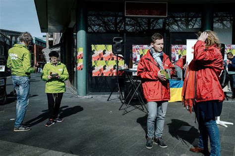 Groenlinks En Pvda Op Lokaal Niveau Verdeeld Over Vervolg Samenwerking