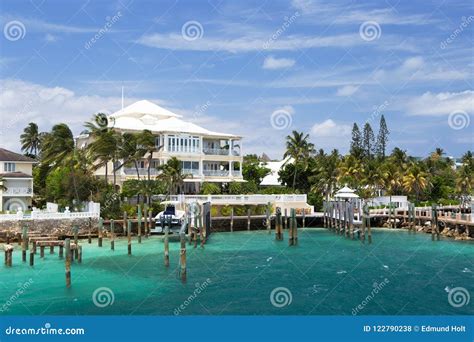 Luxury Villa, Paradise Island, Nassau, the Bahamas. Stock Photo - Image ...