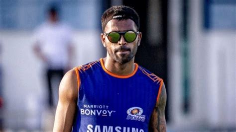 Why Hardik Pandya is Not Bowling in the ODIs Reveals Virat Kohli