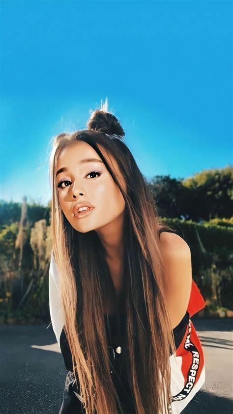 Pin On Ariana Grande