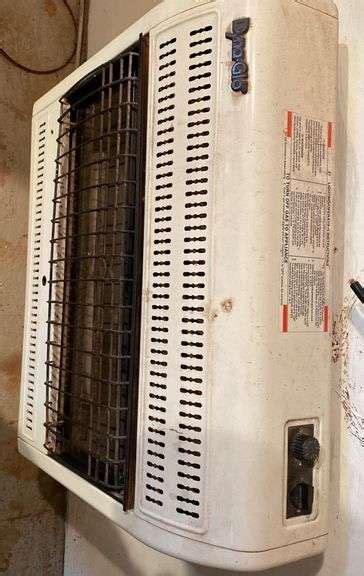 Dynaglo Ventless Lp Gas Wall Heater In Working Condition Sherwood Auctions