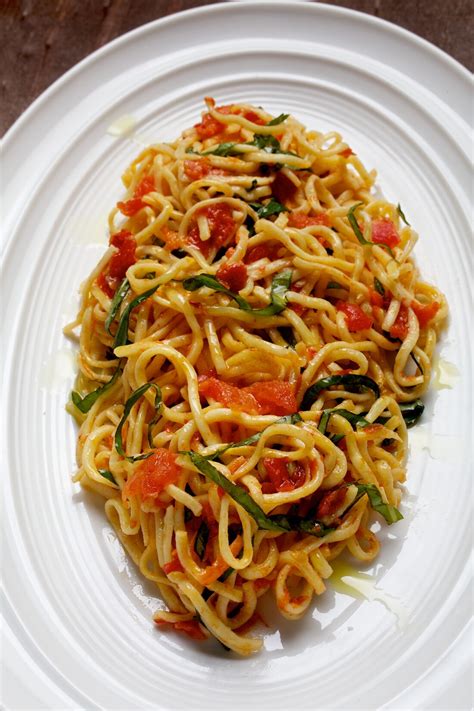 Scarpetta Spaghetti With Tomato Sauce Recipe The Washington Post