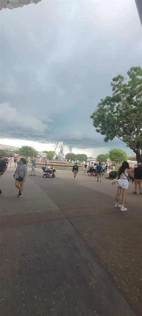 Funnel Cloud Spotted At Disney World Disney Dining