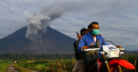 Deaths due to Indonesian volcanic eruption 34 | Volcanic News ...