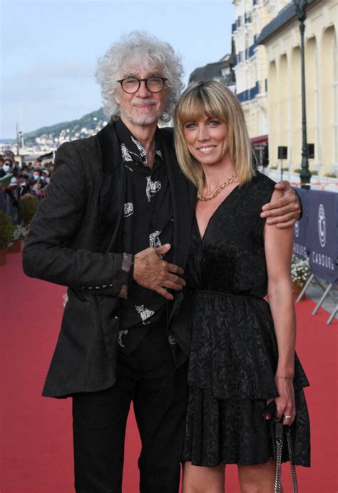 Photo Louis Bertignac Et Sa Compagne Laetitia Brichet People Sur Le