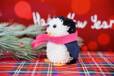 Adorable Pom Pom Penguin Winter Decoration - DIY & Crafts