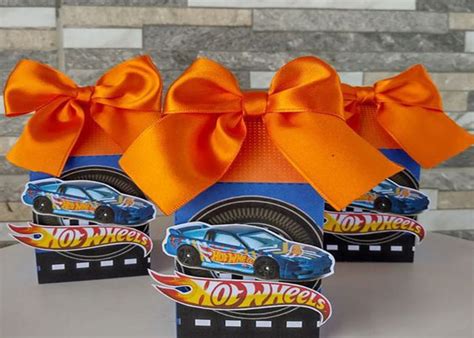Más de páginas para colorear de Hot Wheels PDF imprimible gratis y para colorear en línea