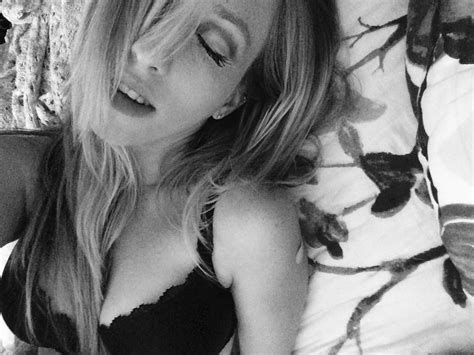 Huge Collection Of Popular Tumblr Blonde Tumblr Nttud IKMb Ran Nqo Porn Pic