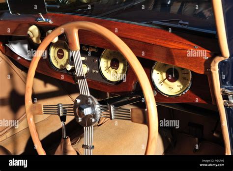 Wooden Dash Fotos Und Bildmaterial In Hoher Aufl Sung Alamy