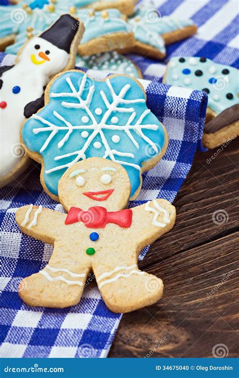 Smiling Gingerbread Men Stock Photo Image Of Life Cakes 34675040