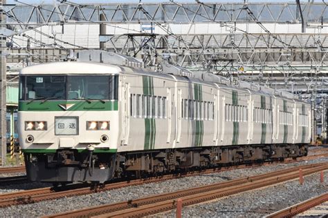 大宮総合車両センター 185系 オオb6編成 の写真 鉄道写真投稿サイトtrain Directory