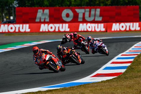 Motogp Grand Prix Des Pays Bas Bezzecchi Devance Quartararo Et