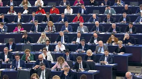 Burzliwa Debata W Parlamencie Europejskim Na Temat Zmian W Traktatach