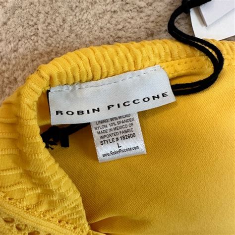 Robin Piccone Swim Robin Piccone Perla Bikini Top In Dandelion Large Nwt Poshmark