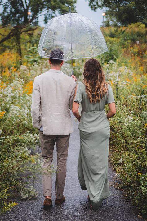 Gorgeous Rainy Day Engagement Session In The City — Chi Thee Wed