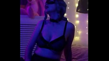 Sexy Modelo Flaca A Hermosa Ropa Interior Negra Se Masturba Con Vibrador XVIDEOS