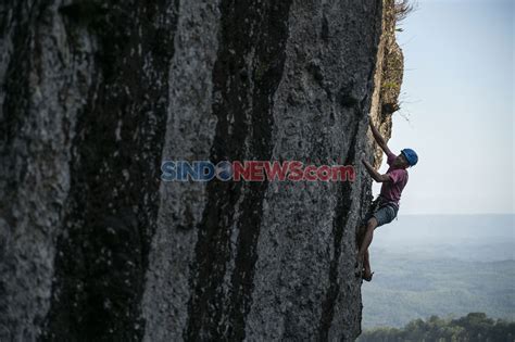 Foto Wisata Uji Adrenalin Di Gunung Api Purba Nglanggeran