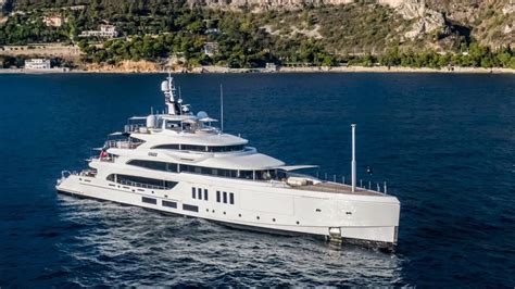 Luxury Motor Yacht Calex — Yacht Charter And Superyacht News