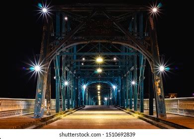 Chattanooga Tennessee Pedestrian Bridge Night Stock Photo 1510692839 | Shutterstock