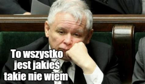 Sondaż PiS z lepszym wynikiem niż KO spada poparcie dla Trzeciej