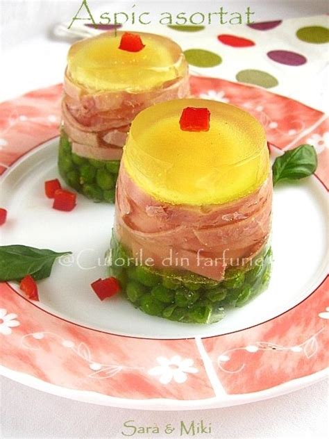 17 Best images about Aspic is strange on Pinterest | Hot dogs, Jello ...