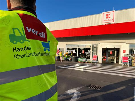 Verdi Warnstreik Bei Kaufland Im Saarland Und In Rheinland Pfalz