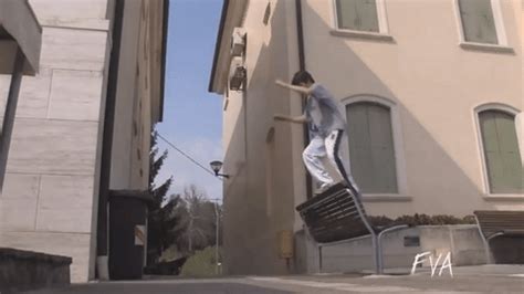 Parkour Fail GIFs - Find & Share on GIPHY