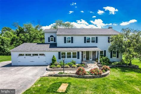 382 Bishop Hollow Road, Newtown Square PA 19073 for sale by EveryHome