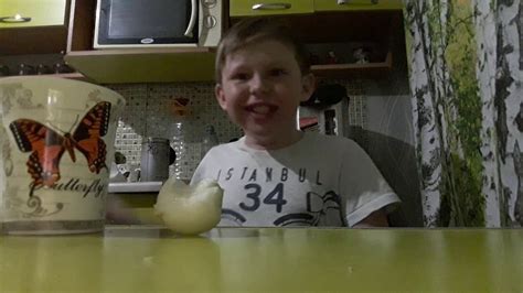 Ем лук - YouTube