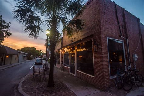 Dining: Downtown Beaufort - Explore Beaufort SC