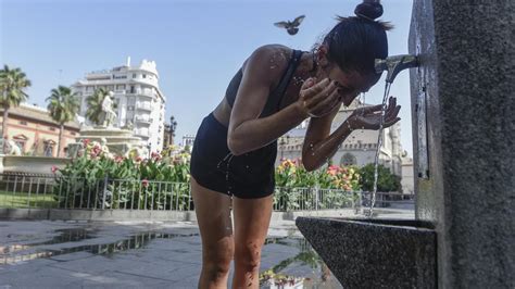 Fotos De La Ola De Calor En Sevilla