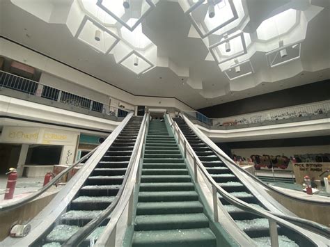 Some Unedited Photos From A Trip To Northridge Mall From Earlier This Year Milwaukee Wi R