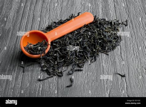 loose leaf green tea Stock Photo - Alamy