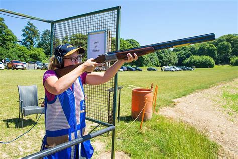 Clay Pigeon Shooting Experiences Hampshire - Acorn Shooting