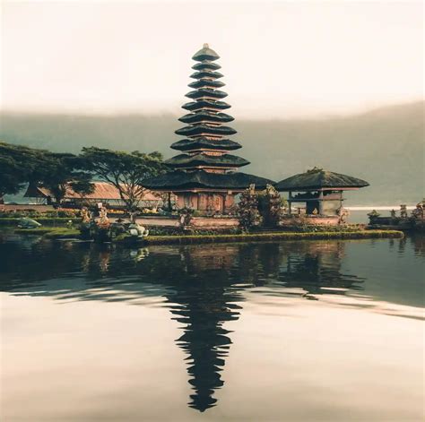 Pura Ulun Danu Bratan Bali Indonesia The Best Temple To Visit In Bali