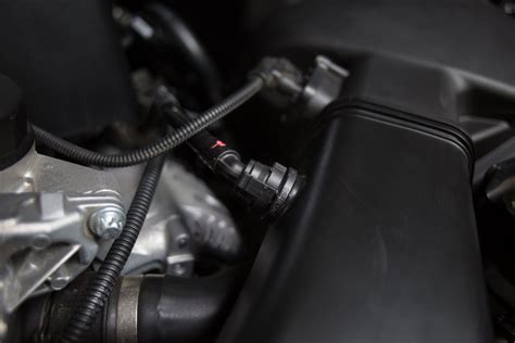 How to Remove the OE Air Intake System from the BMW 335i|435i N55 ...