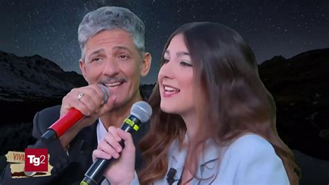 Fuorionda Al Tg2 Il Conduttore Sul Duetto Tra Fiorello E La Figlia