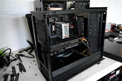 Was ist ein Midi Tower Gehäuse?