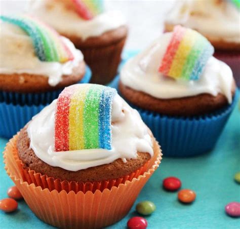 Kreative Muffins für den Kindergeburtstag backen Leckeres essen