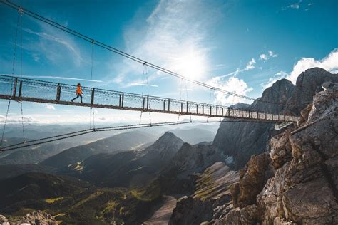 Dachstein Hängebrücke und Treppe ins Nichts in Österreich Steiermark