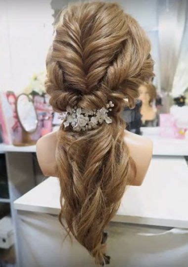 Легкая прическа за 5 минут | Hair, Hair dos, Hair today