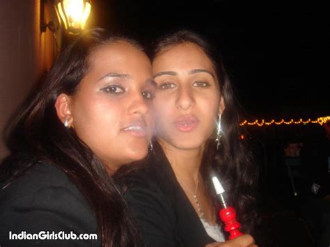 Desi Babes Smoking Indian Girls Club Nude Indian Girls Hot Sexy Indian Babes