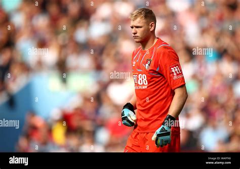 Aaron Ramsdale Goalkeeper Hi Res Stock Photography And Images Alamy