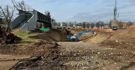 F Proseguono I Lavori Allautodromo Di Monza In Vista Del Gp Ditalia