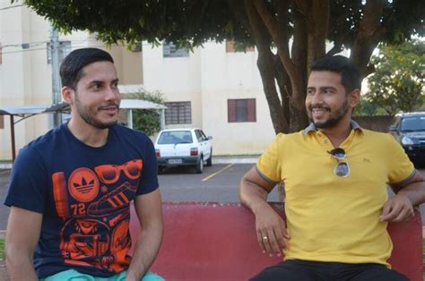 Para um casal gay noivado é um passo que não antecede apenas o casamento Comportamento