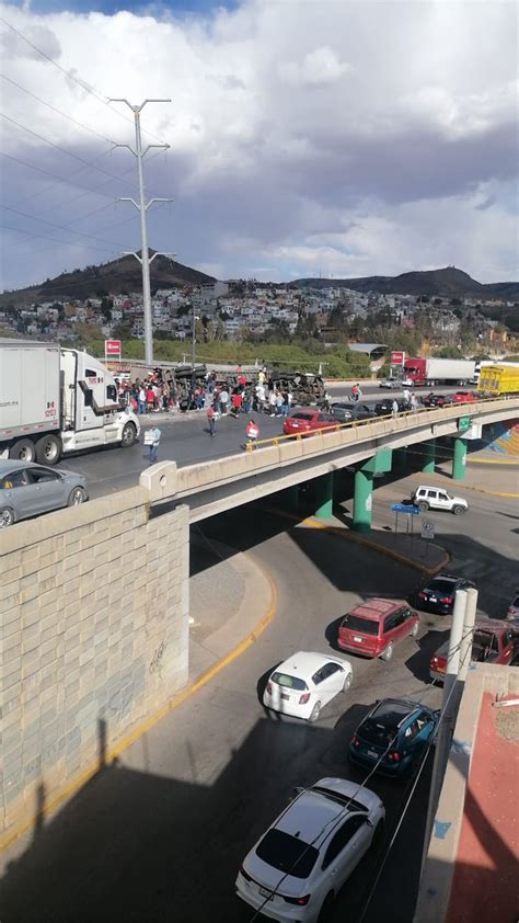 Zacatecas Al Minuto On Twitter Trailer De Cerveza Accidentado