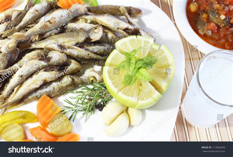 56 Pescado frito Images, Stock Photos & Vectors | Shutterstock