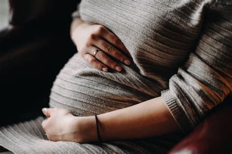 preeclampsia signs symptoms  treatment