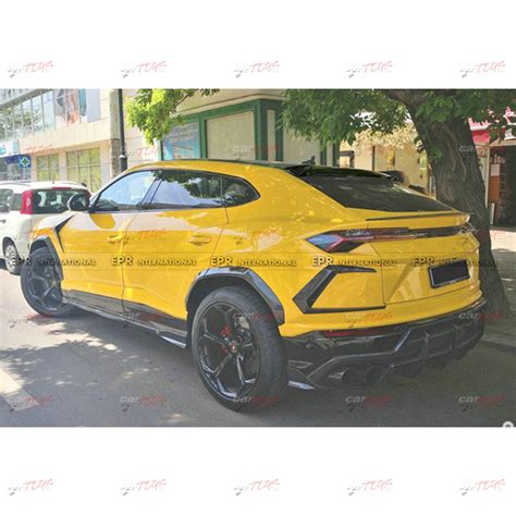 LAMBORGHINI URUS Lamborghini Urus TPC Style Roof Spoiler 3pcs