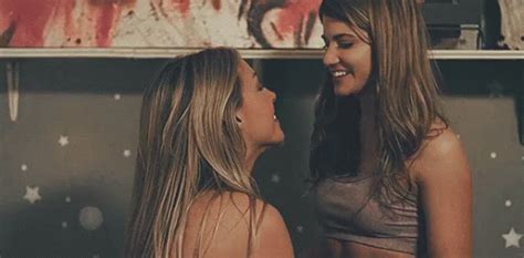 Lesbian Kiss Lesbian Kiss Girlfriend Discover Share GIFs